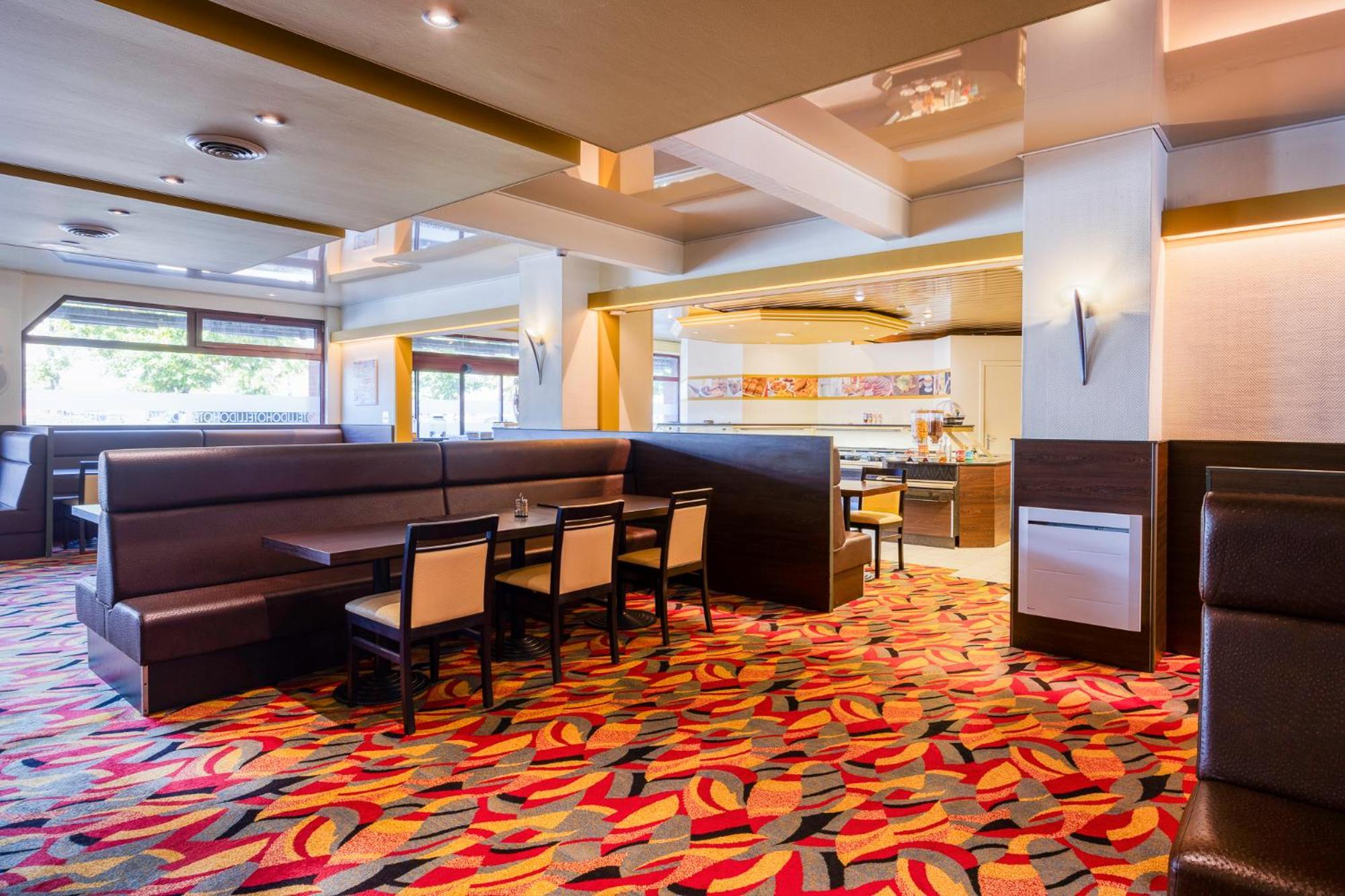 Centre Hotel 3*